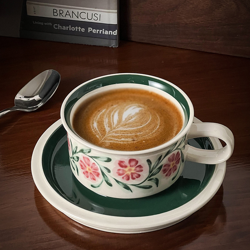 Home Cooking Dishes - Ensemble de tasses et d'assiettes en
